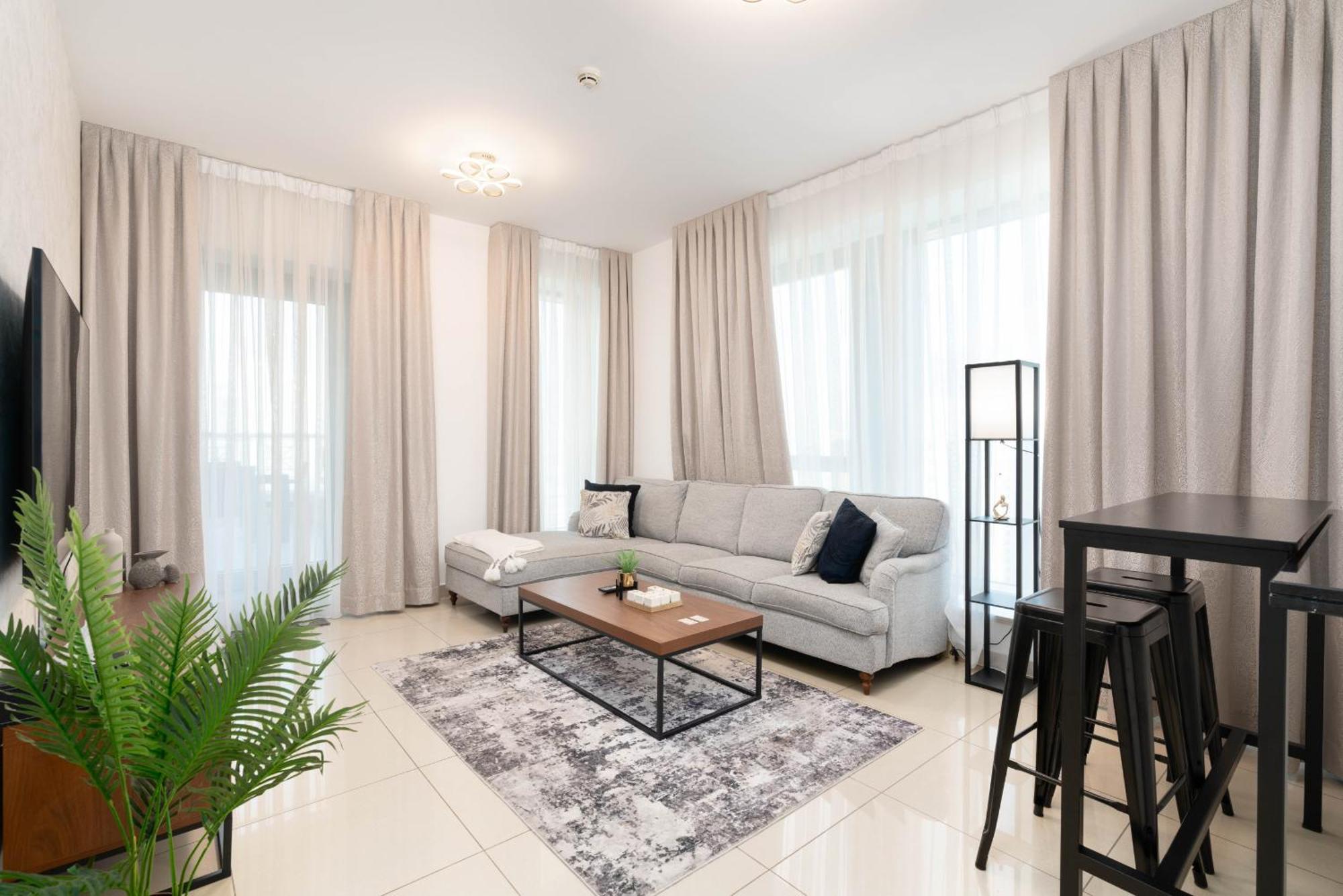 Luxury 2Br Downtown Apt With Burj Khalifa Views Дубай Экстерьер фото